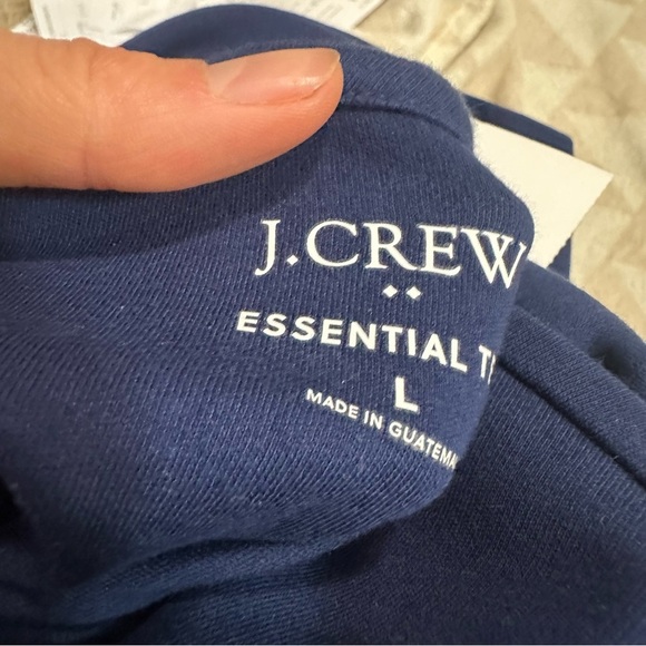 NWOT j crew Essential short-sleeve crewneck tee navy blue - Picture 3 of 4